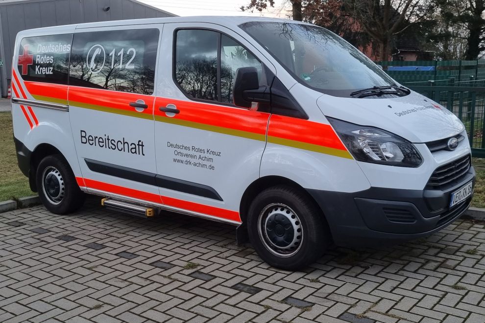 Kleinbus des DRK-Ortsverein Achim